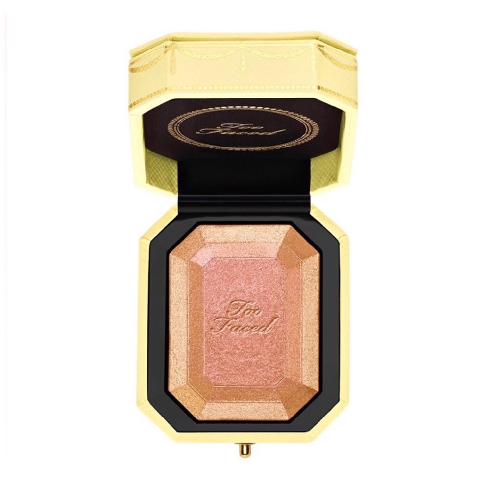 Too Faced Diamond Light Highlighter